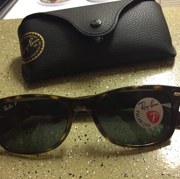 Raybans polarized - Picture 1 of 4